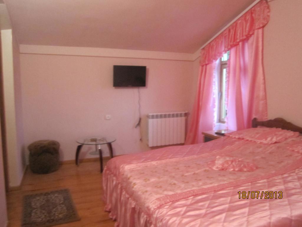 Guest House Sen Dilijan Exterior foto