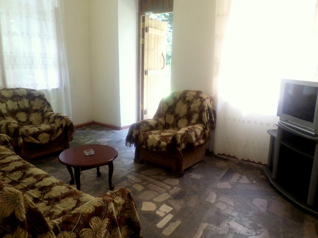 Guest House Sen Dilijan Exterior foto